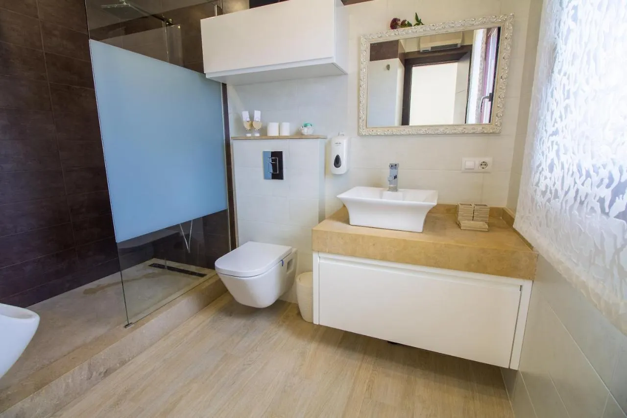 Soleado Chalet Con Piscina, Wifi Y A/C Cala Ratjada  Cala Ratjada (Mallorca)